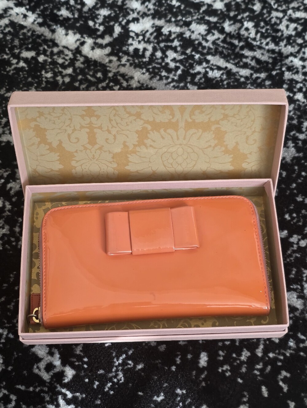 Miu Miu Orange Patent Leather Bow Zip Around Wallet